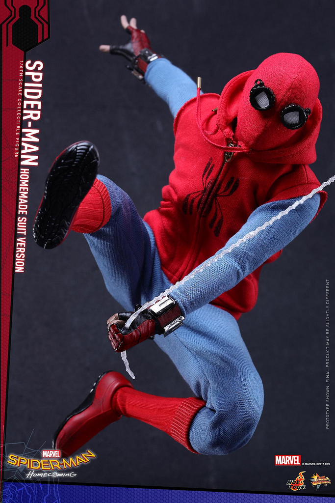 Spider-Man: Back to School Day 1/6 by Hot Toys