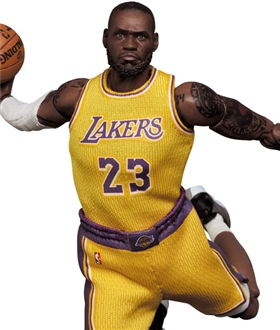 MAFEX No.127 MAFEX LeBron James (Los Angeles Lakers)