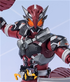 SHFiguarts Kamen Rider Ikazuchi (Thunder)