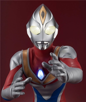 Ultimate Article Ultraman Dyna (Flash Type)