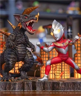 Ultraman Tiga VS Black King