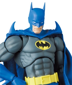 MAFEX No.215 KNIGHT CRUSADER BATMAN