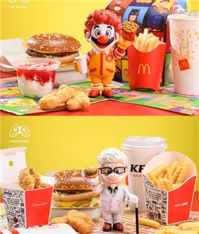 Ronald McDonald Cosplay Mario & KFC Grandpa Cosplay Mario - Super Mario