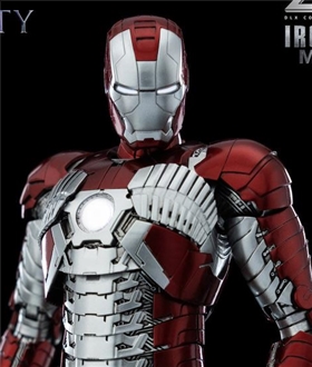 DLX Iron Man Mark 5