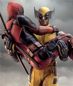 Deadpool-Wolverine-110-Deluxe-Art-Scale