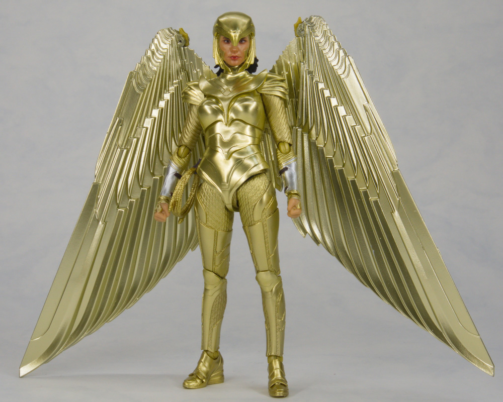 Official Preview SHF WONDER WOMAN Wonder Woman GOLDEN ARMOR (WW84)