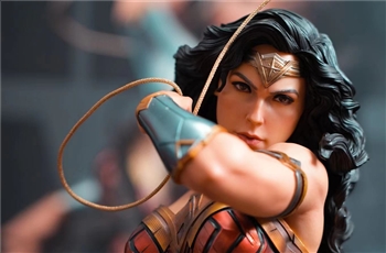 เบื้องหลังงานปั้นพร้อมภาพถ่ายสวย ๆ ของ Wonder Woman Queen Studios