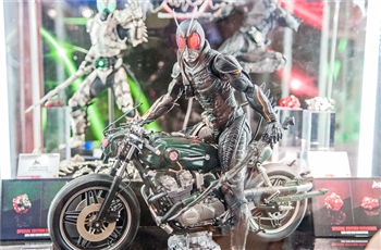 ชมภาพถ่ายฟิกเกอร์ Hot Toys ในงาน ACGHK2023