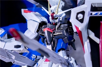 ชมภาพถ่ายจริง Metal Build Freedom Gundam CONCEPT 2 ในโชว์รูมของ Soul Nations AKIBA