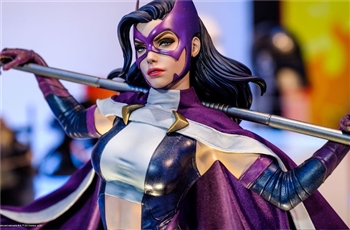 Sideshow กับพรีวิวสินค้าใหม่ Huntress Premium Format Figure