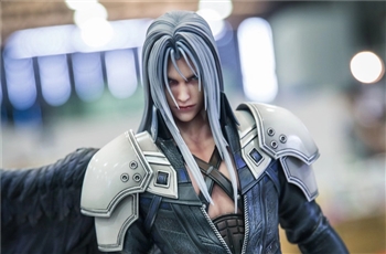 ภาพถ่ายสินค้าจริงของ Sephiroth ของค่าย Dragon Studio