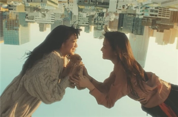 ชม Gravity Cat ไลฟ์แอ็คชั่นสั้นที่ทำขึ้นเพื่อโปรโมทเกมส์ Gravity Rush 2