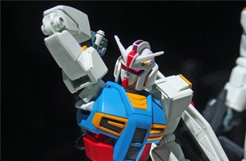 พาชมสินค้าใหม่ของ Gundam ซีรีส์ในงาน All Japan Model Hobby Show
