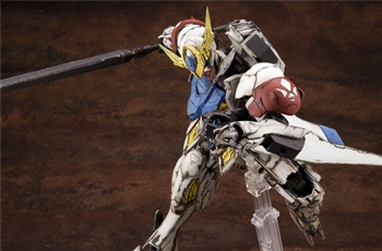 โนโบยูกิ ซากุไร พูดถึงวิธีการทำ weathering Gundam Barbatos Luptus (No. 3)