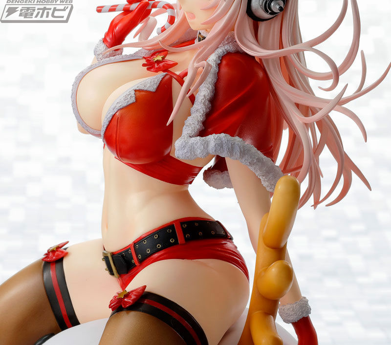 Super Sonico Christmas Ver. 1/7 Complete Figure