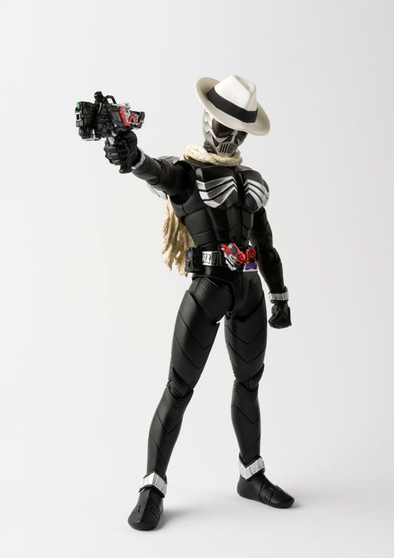 S.H. Figuarts (Shinkocchou Seihou) - Kamen Rider Skull Kamen Rider x Kamen Rider W & Decade Movie War 2010