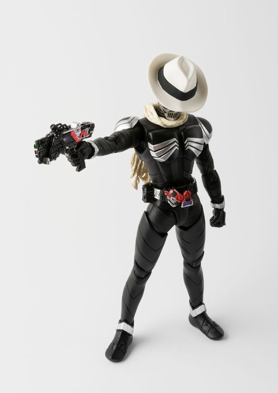 S.H. Figuarts (Shinkocchou Seihou) - Kamen Rider Skull Kamen Rider x Kamen Rider W & Decade Movie War 2010