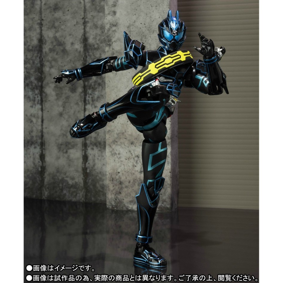 SHFiguarts Kamen Rider Dark Drive Type Next