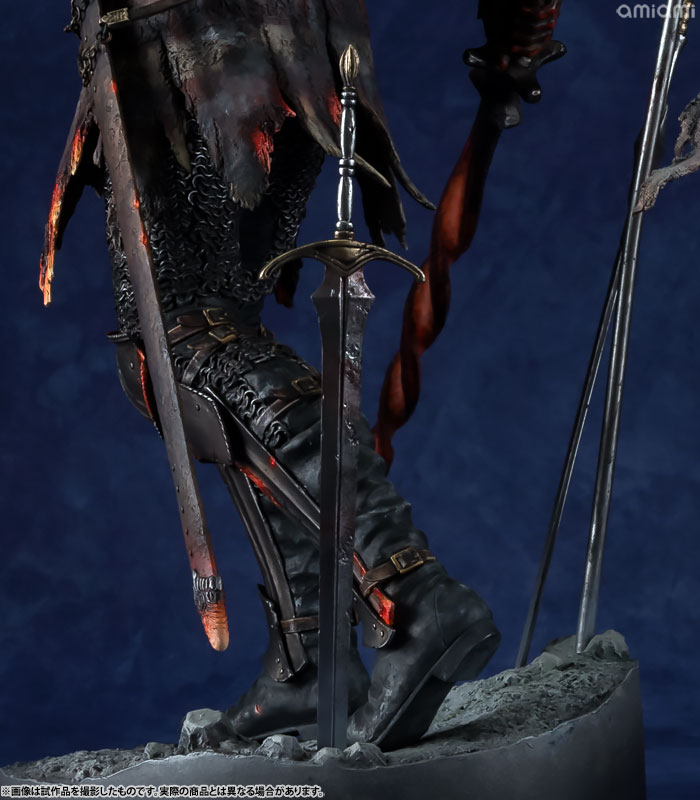 DARK SOULS III - Souls of Cinder 1/6 Scale Statue