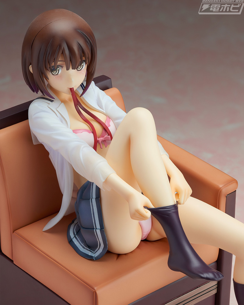 Kato Megumi - changing clothes -