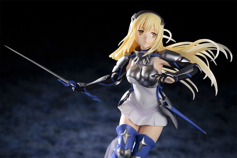 Sword Oratoria Is It Wrong to Try to Pick Up Girls in a Dungeon? - Ais Wallenstein 1/7 Figure