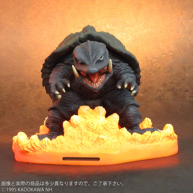 FAVORITE SCULPTORS LINE - DefoReal Coin Bank: Gamera 1995