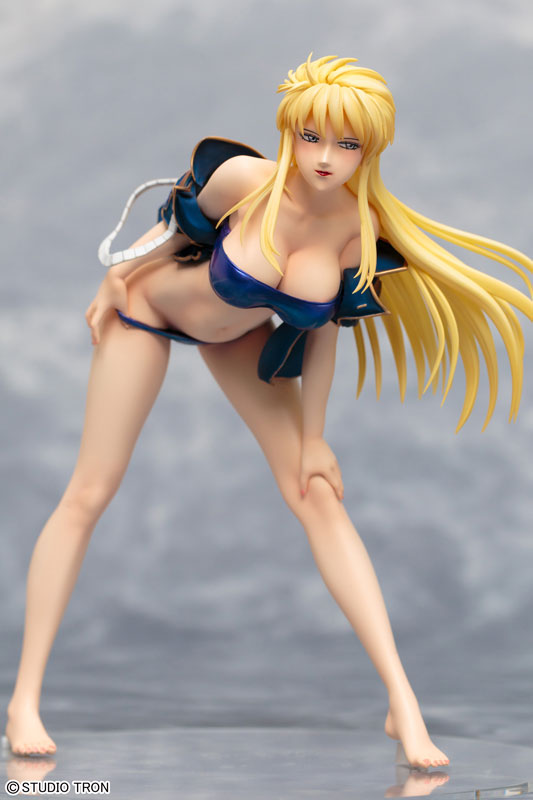 Silent Mobius - Lebia Maverick -Swimsuit Jacket ver.- 1/7 Complete Figure