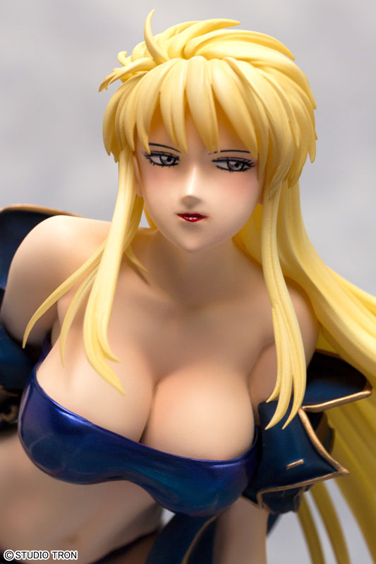 Silent Mobius - Lebia Maverick -Swimsuit Jacket ver.- 1/7 Complete Figure