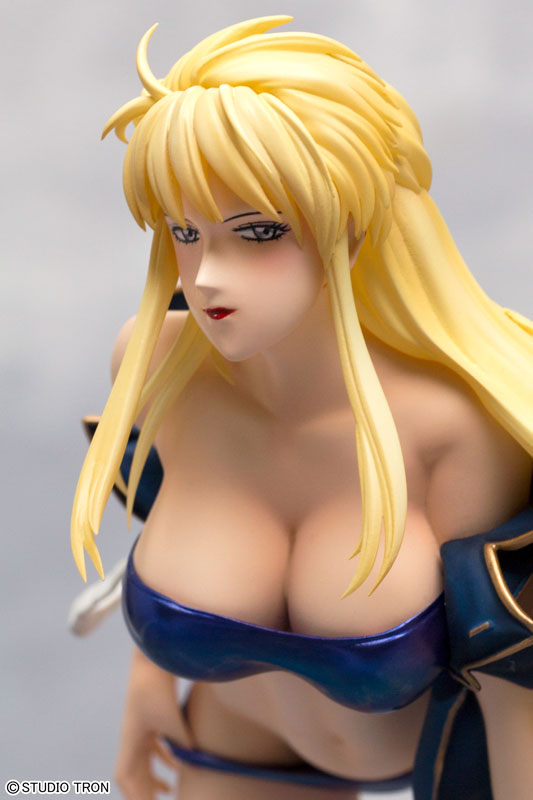 Silent Mobius - Lebia Maverick -Swimsuit Jacket ver.- 1/7 Complete Figure