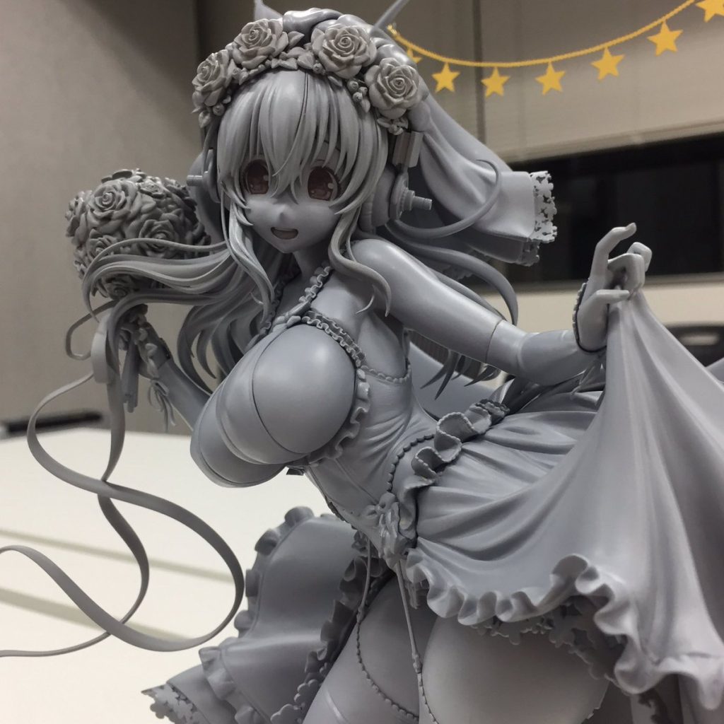 Sonico 10th Anniversary Wedding ver. by Good Smile Company unpainted prototype