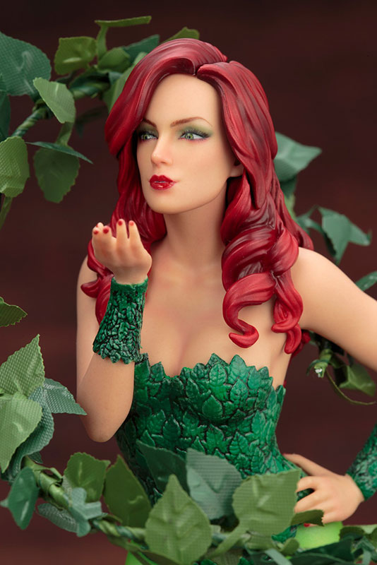 ARTFX+ - DC UNIVERSE: Poison Ivy 1/10 Complete Figure