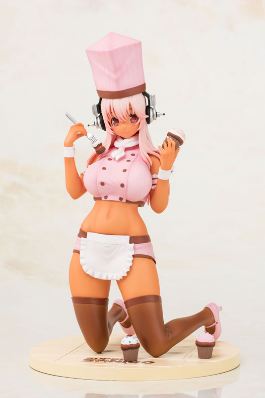 Super Sonico Nama Figure Patissier Strawberry Choco Ver. 1/6 Complete Figure