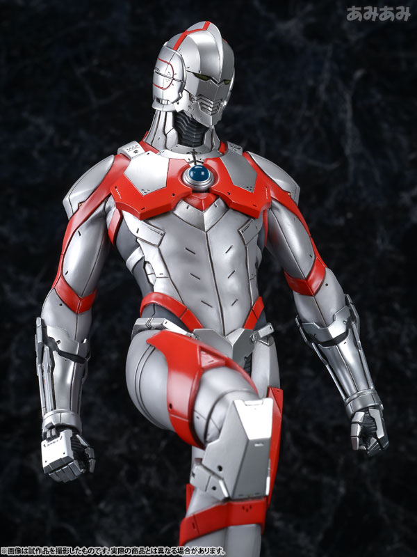 ULTRAMAN 1/6 Scale Statue