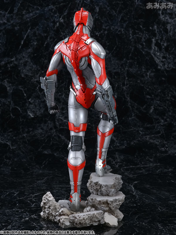 ULTRAMAN 1/6 Scale Statue
