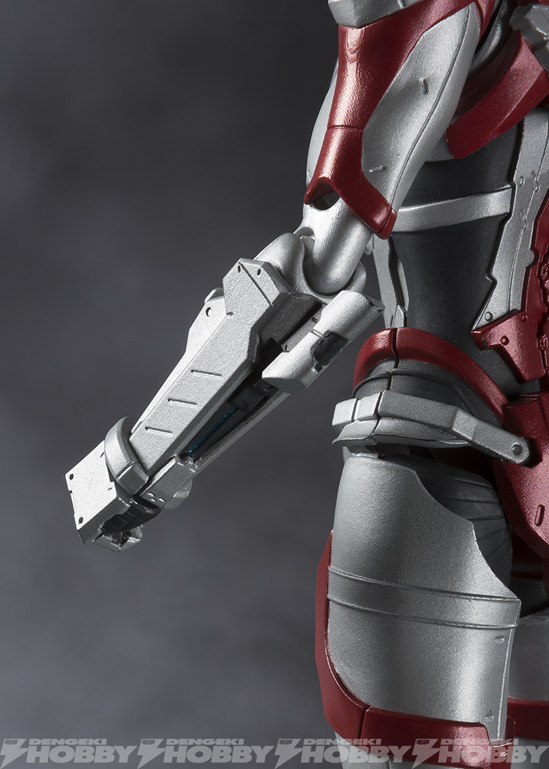 ULTRA-ACT x S.H. Figuarts - ULTRAMAN