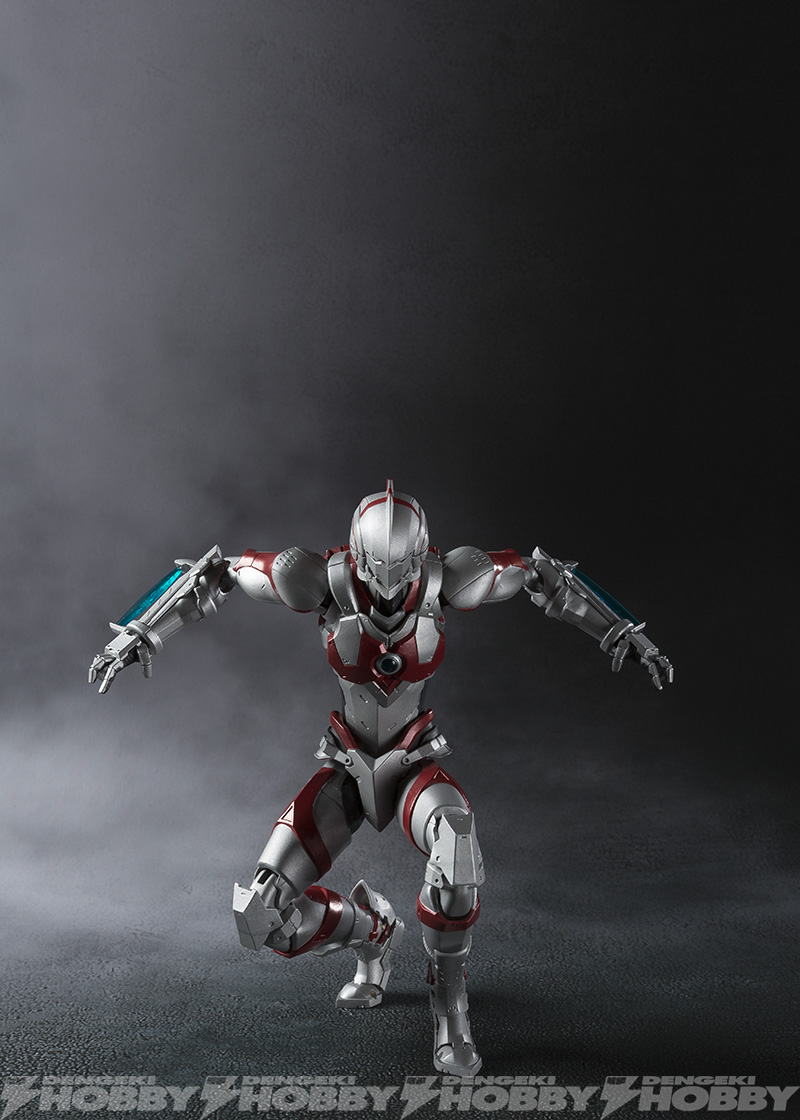ULTRA-ACT x S.H. Figuarts - ULTRAMAN