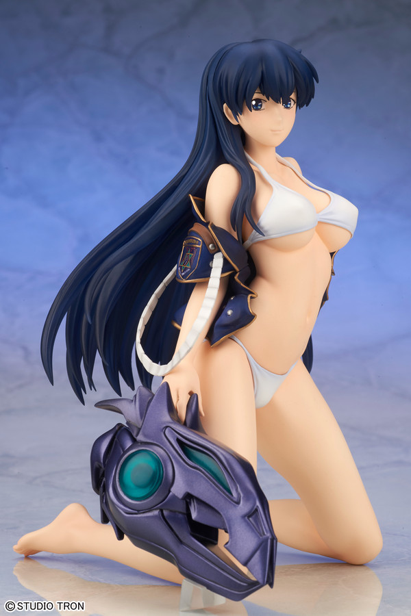 “Silent Möbius” Katsumi Liqueur Grand Toys Swimsuit Jacket ver.