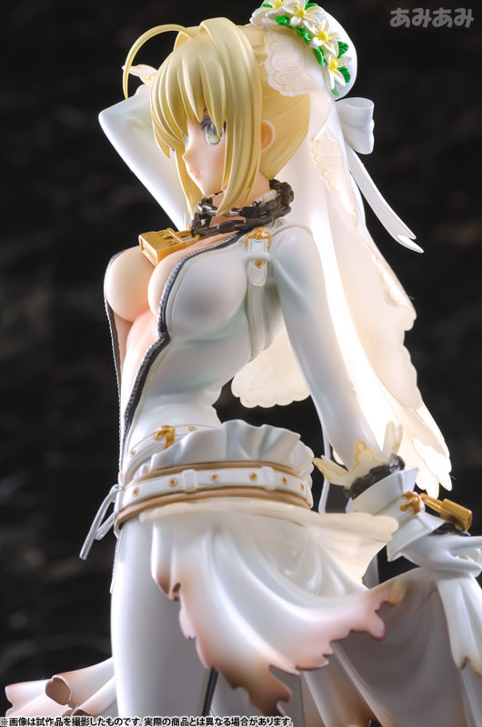 Fate/EXTRA CCC - Saber 1/8 Complete Figure