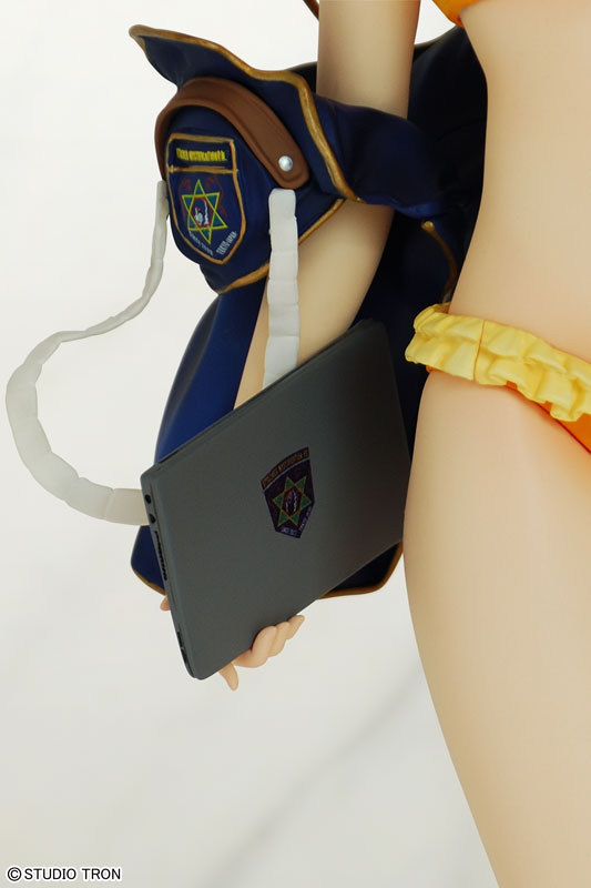 Silent Mobius - Yuki Saiko -Swimsuit Jacket ver.- 1/7 Complete Figure