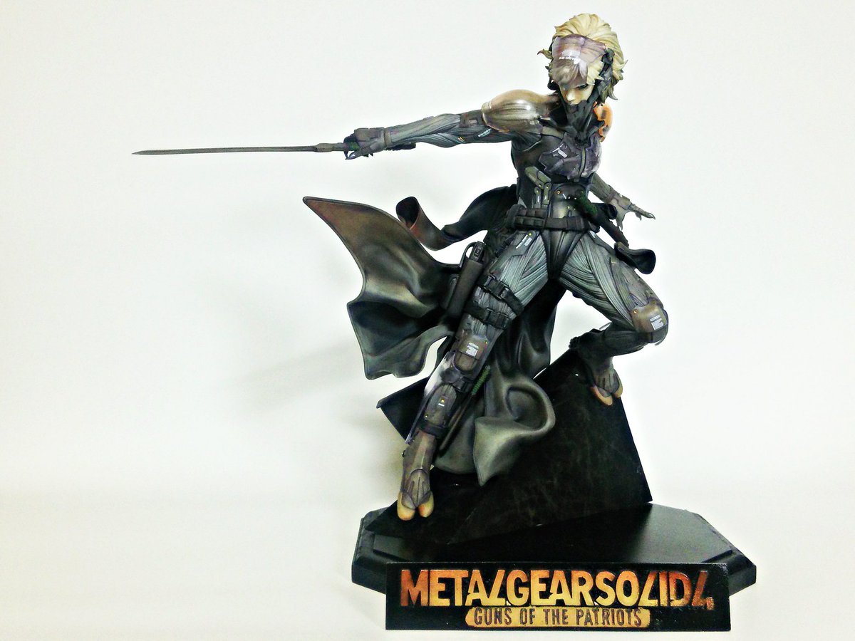 METAL GEAR SOLID 4 / Raiden
