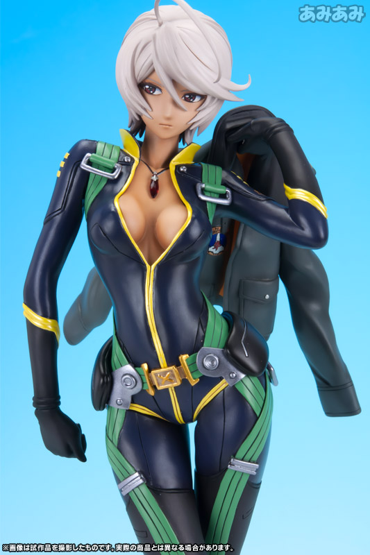 )Yamato Girls Collection - Space Battleship Yamato 2199: Akira Yamamoto (Pilot Suit Ver.) 1/8 Complete Figure