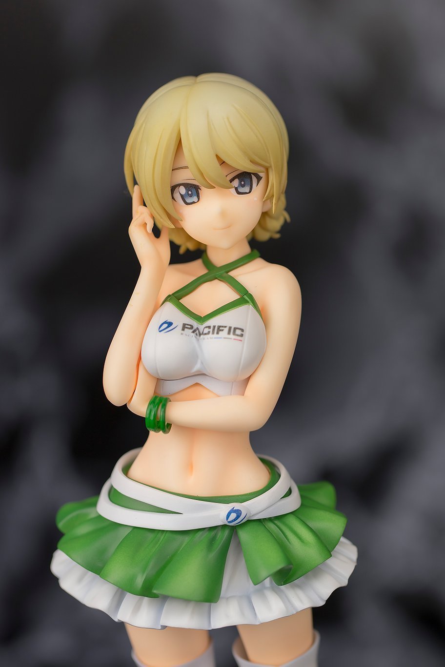Girls und Panzer x PACIFIC - Darjeeling