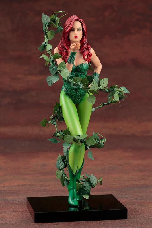 ARTFX+ - DC UNIVERSE: Poison Ivy 1/10 Complete Figure