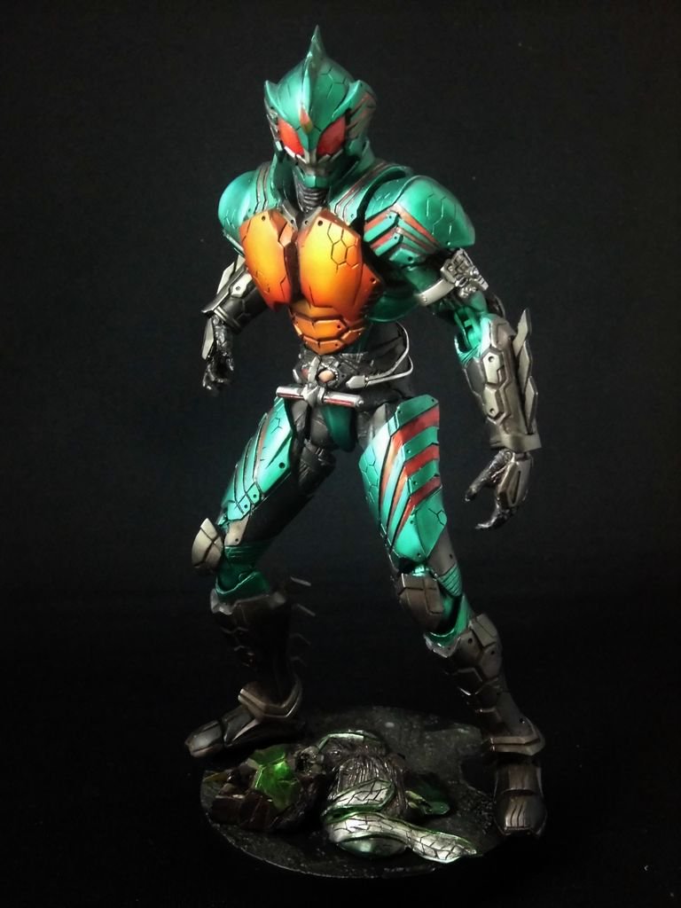 S.I.C. Remodeled Masked Rider Amazon Omega