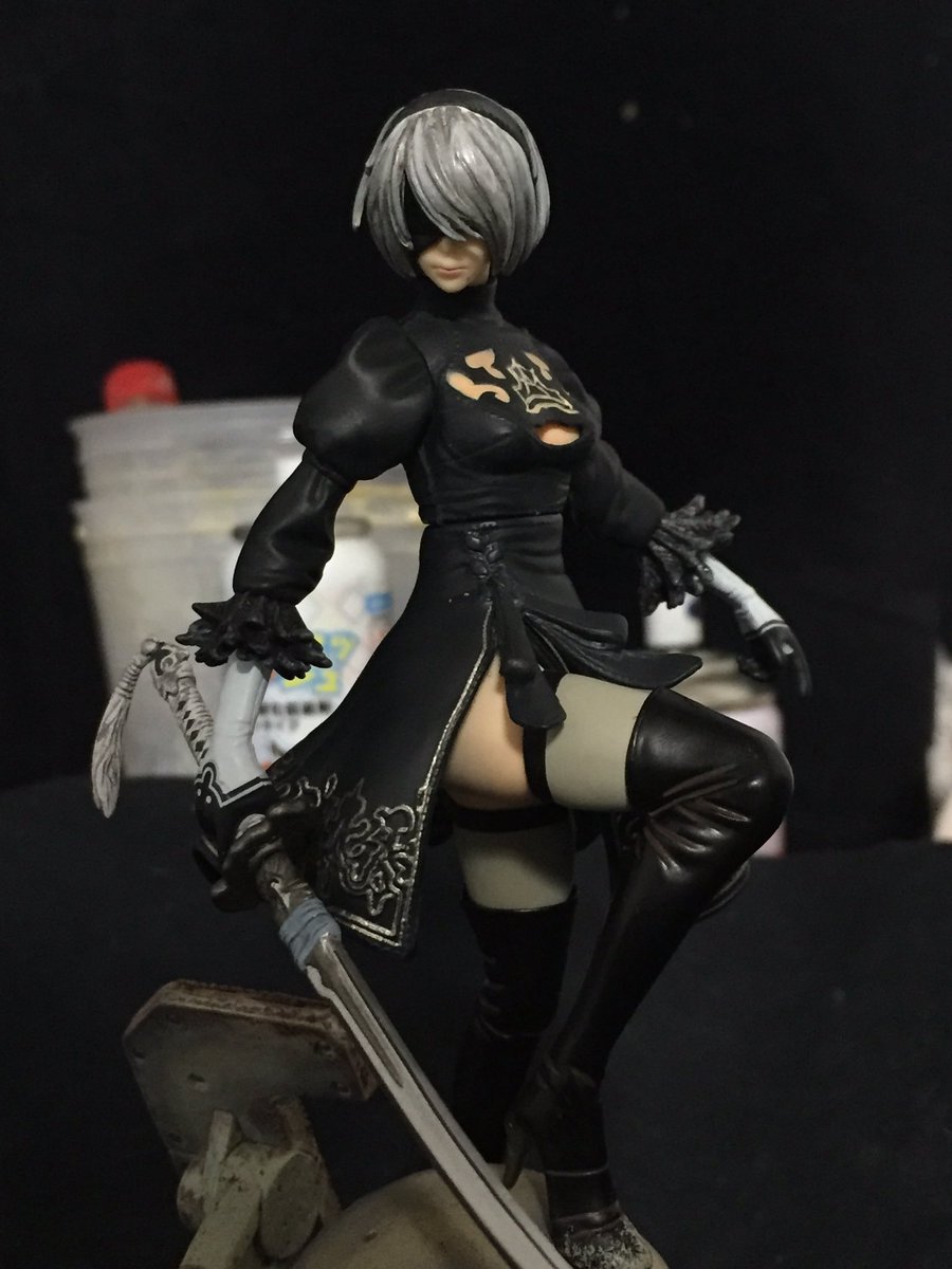 NieR: Automata ฟิกเกอร์ที่แถมกับเกมส์ในชุด Black Box Edition