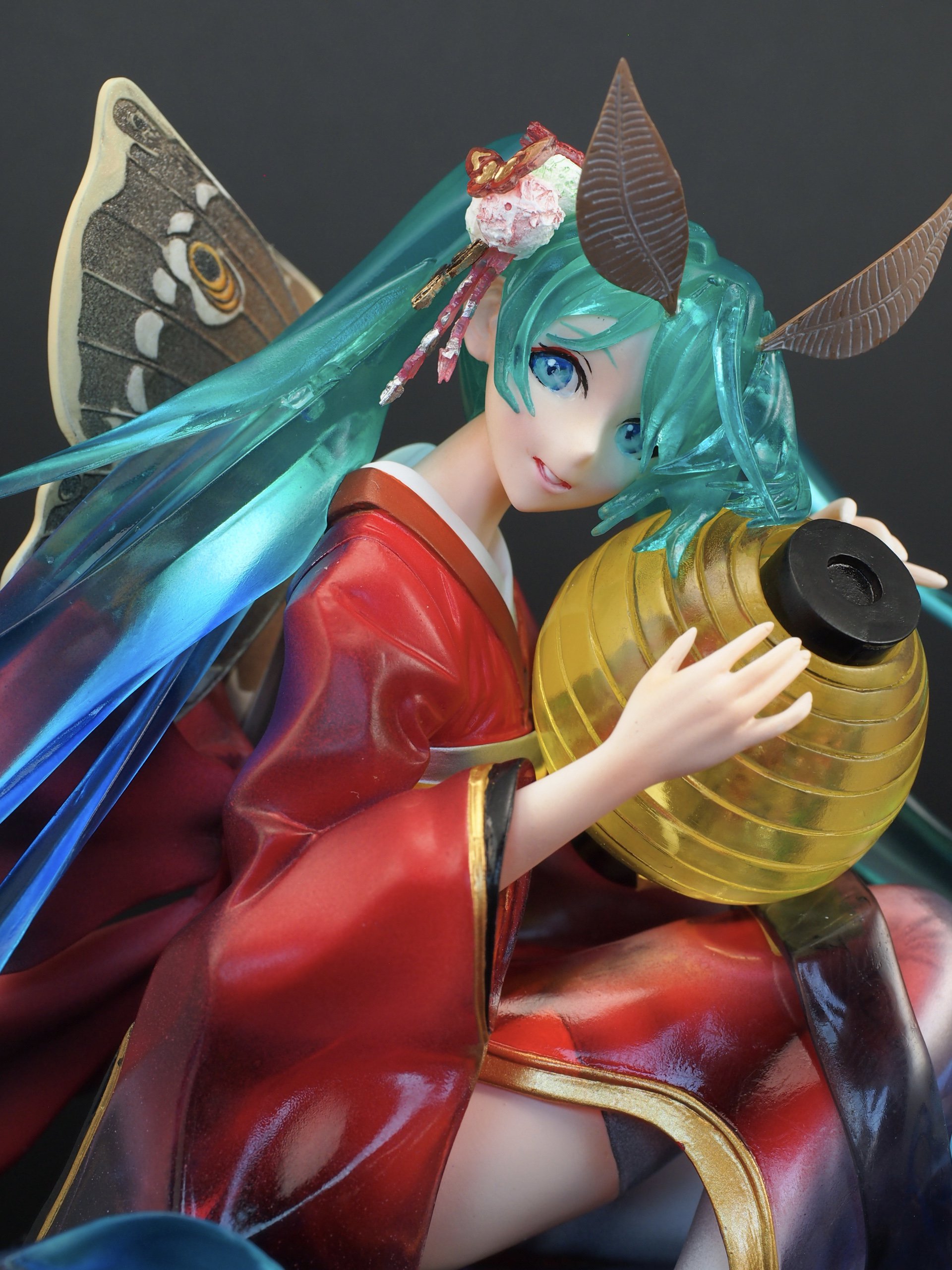 Moth Princess Miku completed by Quarts-sama
