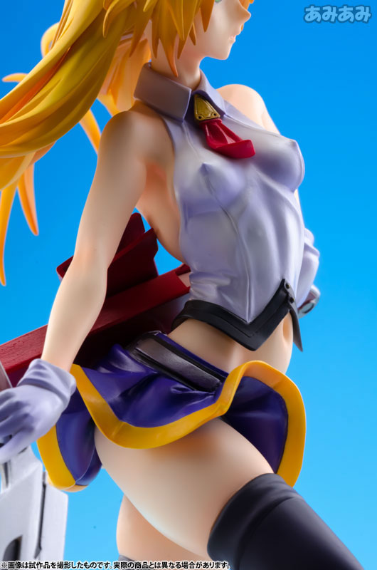 BlazBlue: Chrono Phantasma - Noel Vermillion 1/7 Complete Figure