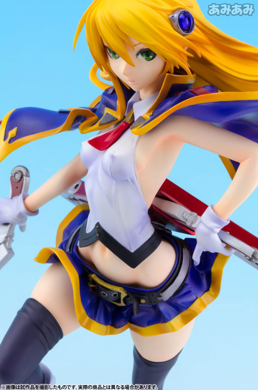 BlazBlue: Chrono Phantasma - Noel Vermillion 1/7 Complete Figure