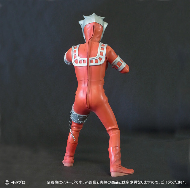 Real master collection - Ultraman Leo and Astra