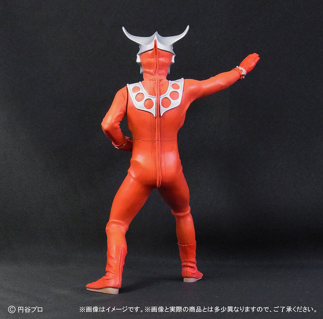 Real master collection - Ultraman Leo and Astra